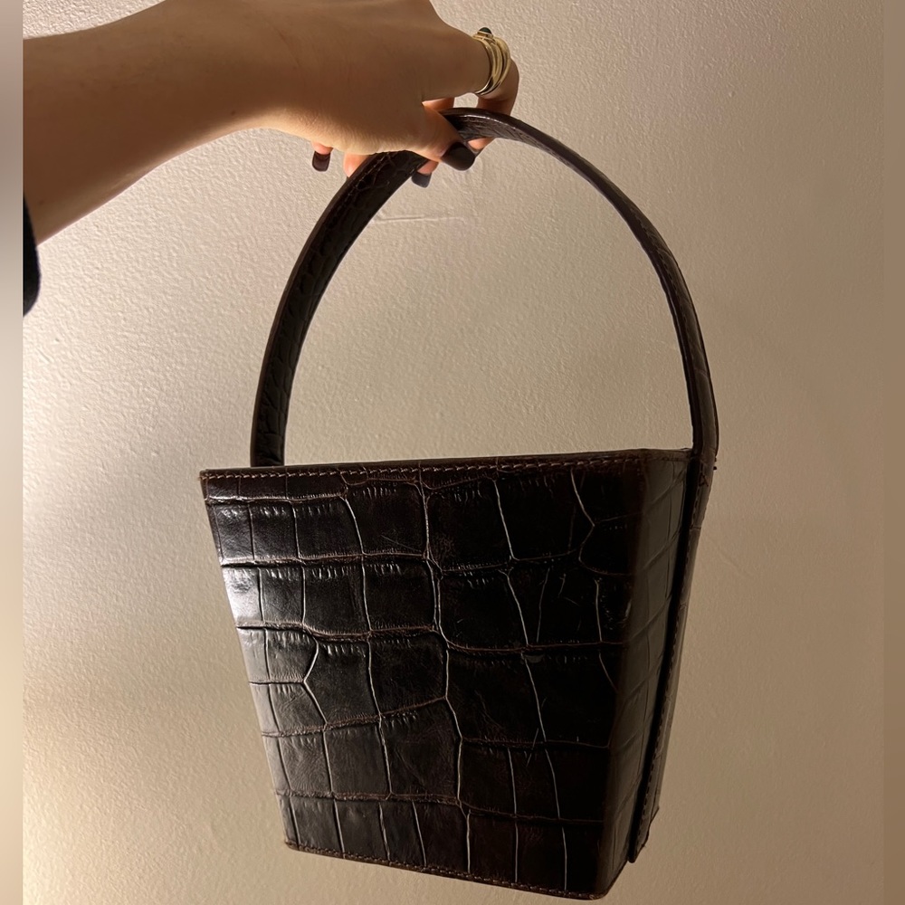 STAUD Edie croc leather bucket bag - Picture 2 of 5